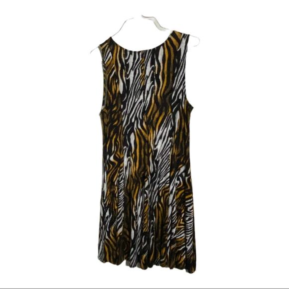 Premise Dress Animal Print Size Medium Short Sleeve Summer NEW - Picture 10 of 13